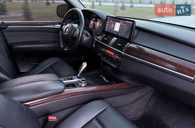 Внедорожник / Кроссовер BMW X5 2010 в 