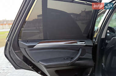 Внедорожник / Кроссовер BMW X5 2010 в 
