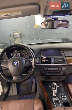 Внедорожник / Кроссовер BMW X5 2012 в 
