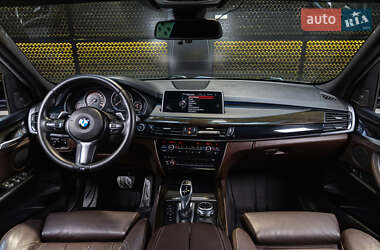 Внедорожник / Кроссовер BMW X5 2015 в 