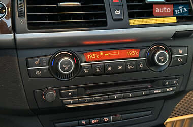 Внедорожник / Кроссовер BMW X5 2012 в 