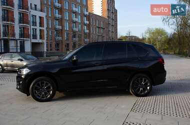 Внедорожник / Кроссовер BMW X5 2015 в 
