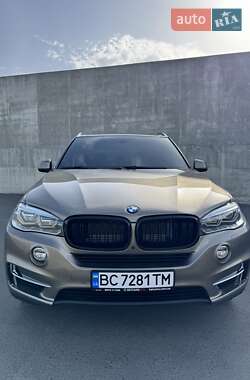 Позашляховик / Кросовер BMW X5 2017 в 