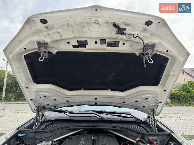 Внедорожник / Кроссовер BMW X5 2014 в Львове