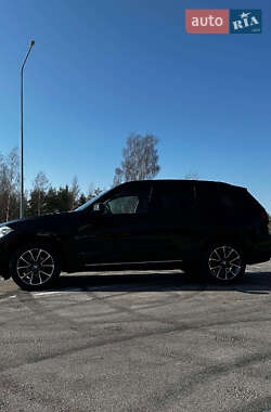 Внедорожник / Кроссовер BMW X5 2015 в 