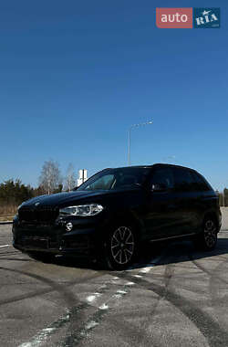 Внедорожник / Кроссовер BMW X5 2015 в 