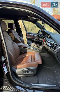 Внедорожник / Кроссовер BMW X5 2014 в 