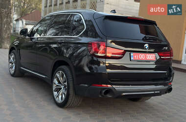 Позашляховик / Кросовер BMW X5 2014 в 