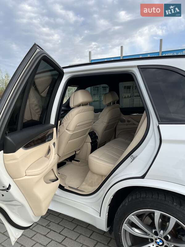 Внедорожник / Кроссовер BMW X5 2015 в Львове