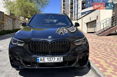 Позашляховик / Кросовер BMW X5 2022 в 