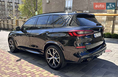 Позашляховик / Кросовер BMW X5 2022 в 