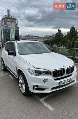 Внедорожник / Кроссовер BMW X5 2015 в 