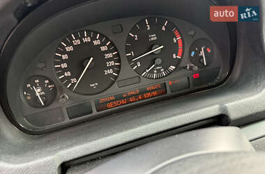 Внедорожник / Кроссовер BMW X5 2004 в 