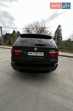 Позашляховик / Кросовер BMW X5 2010 в 