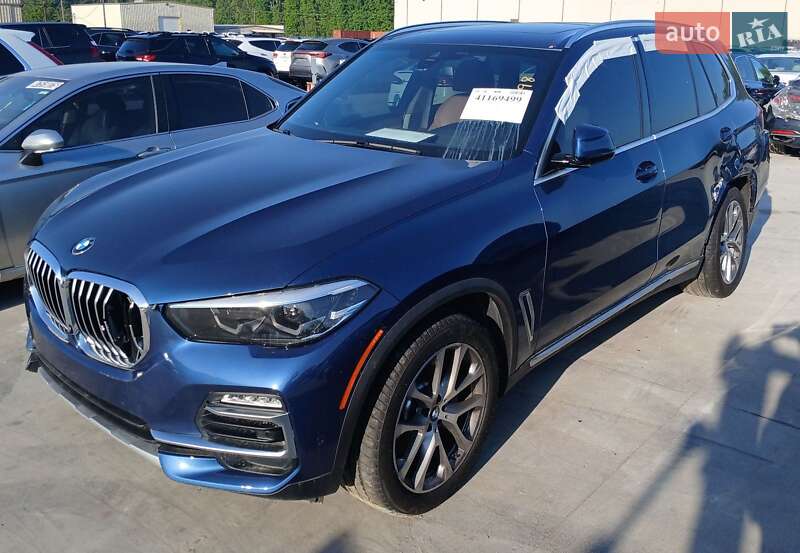 Позашляховик / Кросовер BMW X5 2020 в 