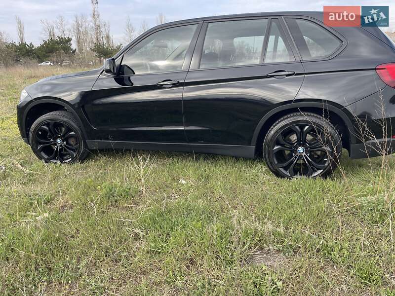 Внедорожник / Кроссовер BMW X5 2016 в 