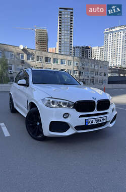 Позашляховик / Кросовер BMW X5 2014 в 