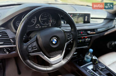 Позашляховик / Кросовер BMW X5 2014 в 