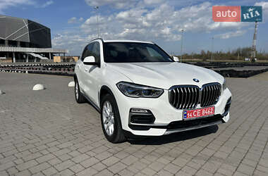 Внедорожник / Кроссовер BMW X5 2020 в 