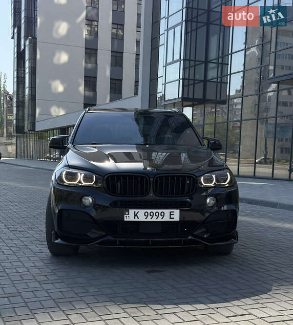Позашляховик / Кросовер BMW X5 2015 в 
