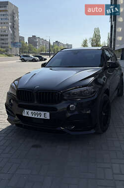 Позашляховик / Кросовер BMW X5 2015 в 