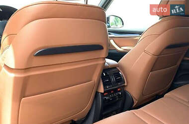 Позашляховик / Кросовер BMW X5 2015 в 