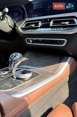 Позашляховик / Кросовер BMW X5 2021 в 