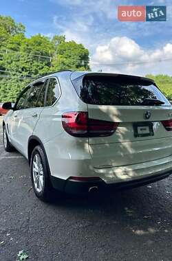 Позашляховик / Кросовер BMW X5 2015 в 