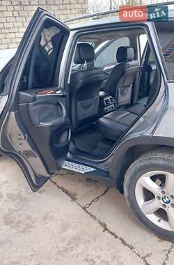 Внедорожник / Кроссовер BMW X5 2011 в 