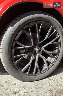 Внедорожник / Кроссовер BMW X5 2019 в 