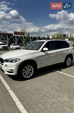 Позашляховик / Кросовер BMW X5 2016 в 