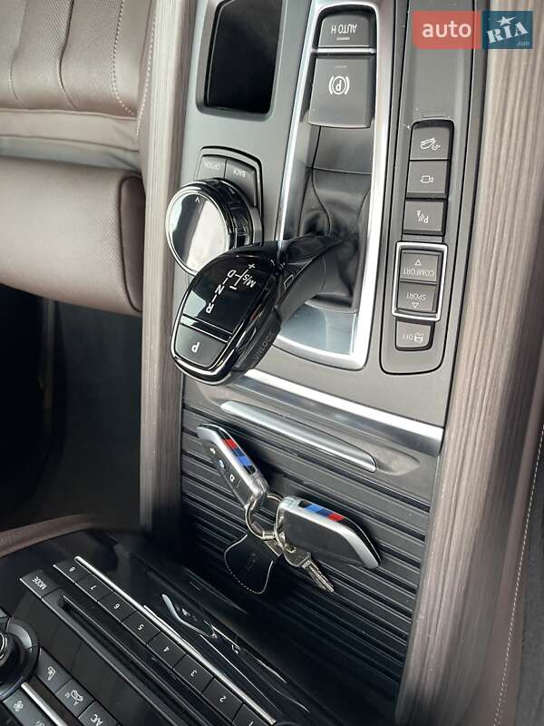 Позашляховик / Кросовер BMW X5 2017 в Чернівцях