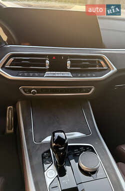 Внедорожник / Кроссовер BMW X5 2022 в 