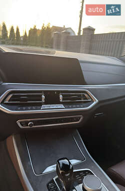 Внедорожник / Кроссовер BMW X5 2022 в 