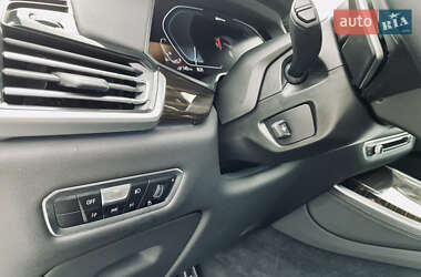 Внедорожник / Кроссовер BMW X5 2022 в 