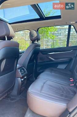 Внедорожник / Кроссовер BMW X5 2015 в 