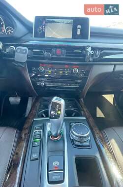 Внедорожник / Кроссовер BMW X5 2015 в 