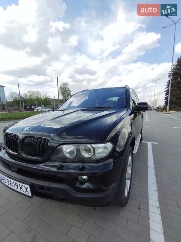 Позашляховик / Кросовер BMW X5 2002 в 
