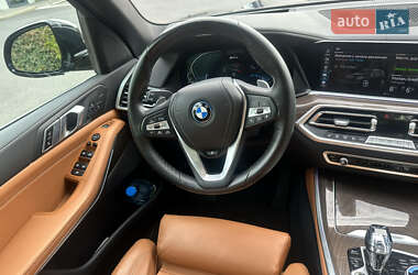 Внедорожник / Кроссовер BMW X5 2021 в 