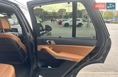 Внедорожник / Кроссовер BMW X5 2021 в 