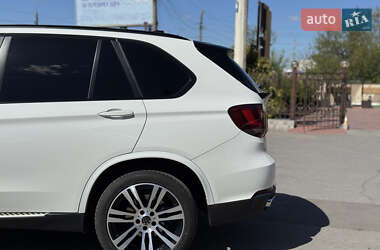 Позашляховик / Кросовер BMW X5 2014 в 