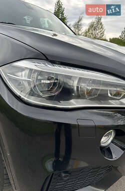 Позашляховик / Кросовер BMW X5 2015 в 