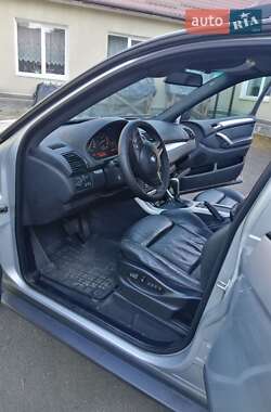 Позашляховик / Кросовер BMW X5 2003 в 