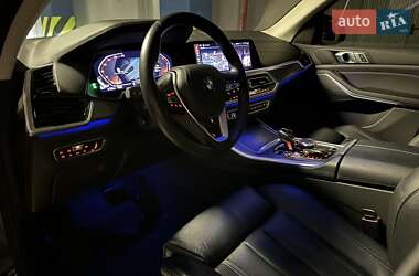 Позашляховик / Кросовер BMW X5 2019 в 
