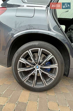 Внедорожник / Кроссовер BMW X5 2019 в 