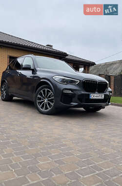 Внедорожник / Кроссовер BMW X5 2019 в 