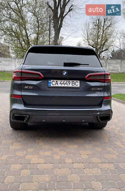 Внедорожник / Кроссовер BMW X5 2019 в 