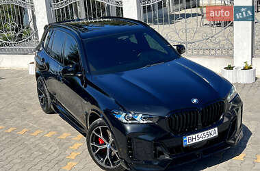 Позашляховик / Кросовер BMW X5 2022 в 