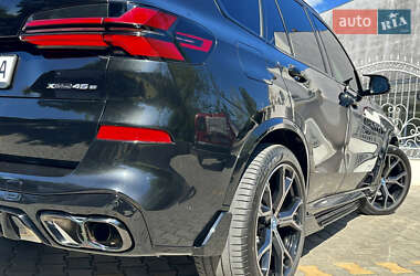 Позашляховик / Кросовер BMW X5 2022 в 