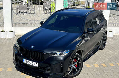 Позашляховик / Кросовер BMW X5 2022 в 